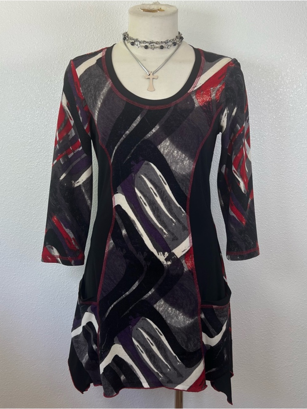 Abstract Print Tunic Top in Black, Red, White